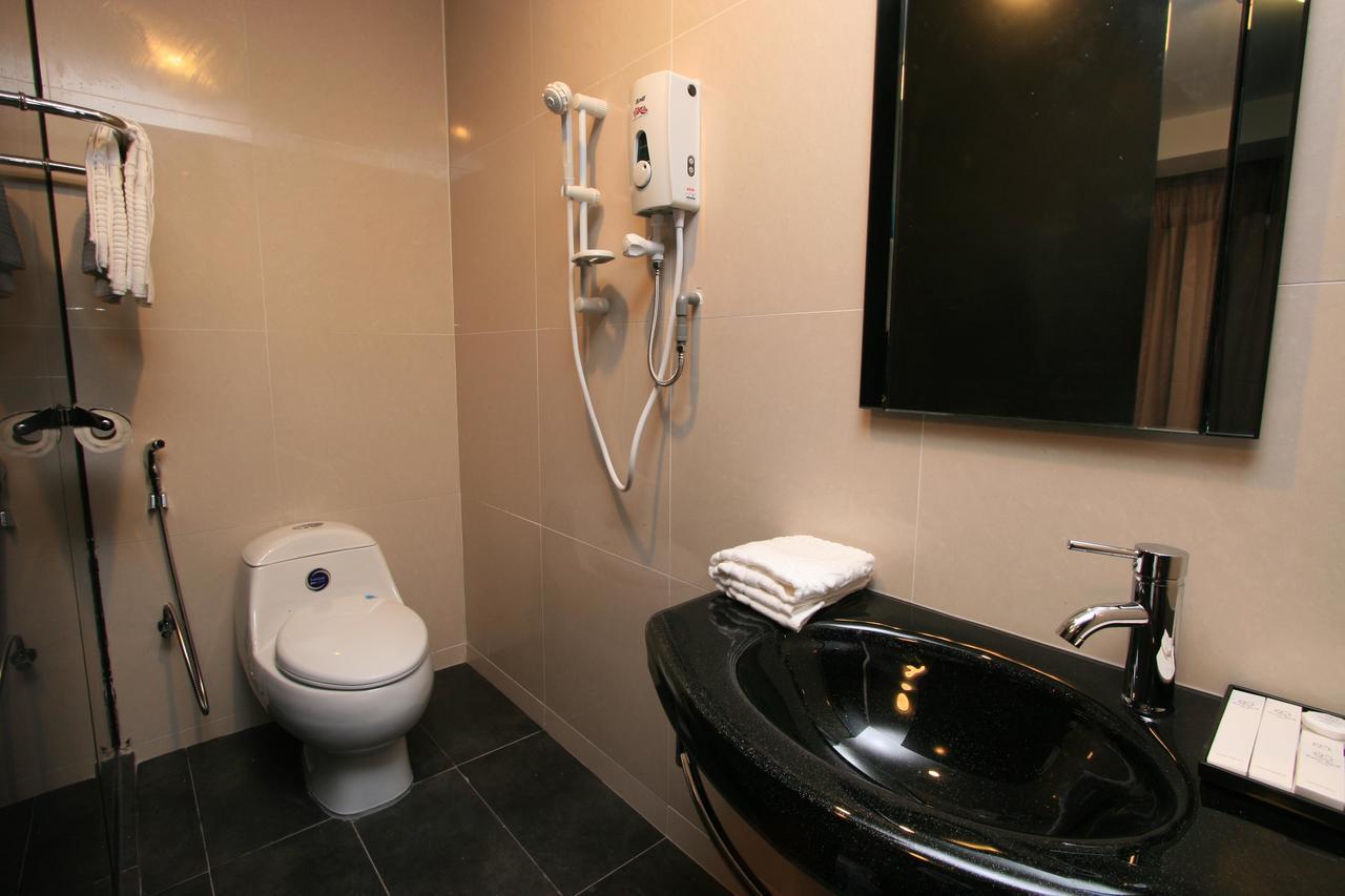 Artz Hotel Johor Bahru Eksteriør billede