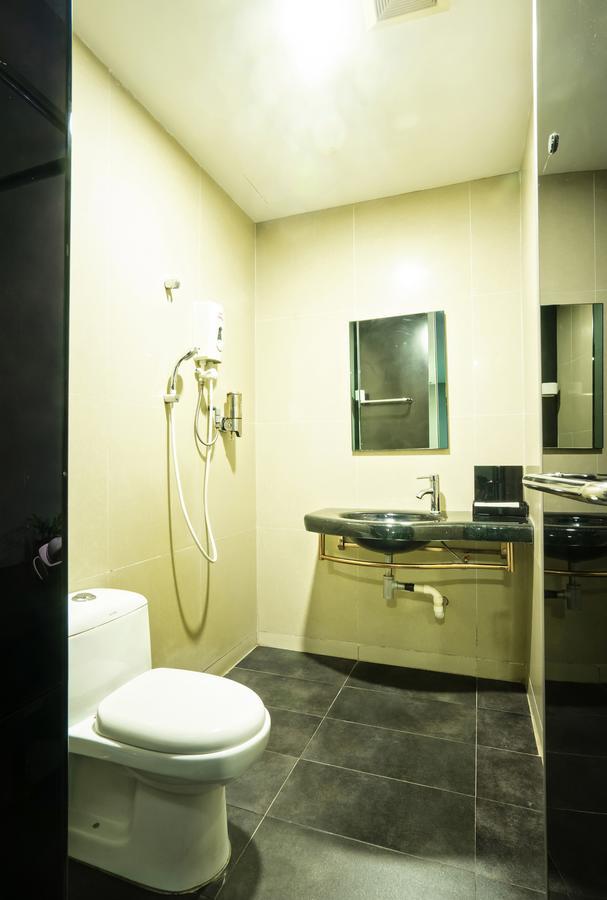 Artz Hotel Johor Bahru Eksteriør billede